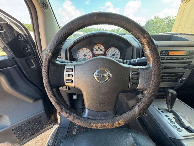 2008-nissan-titan-image-11