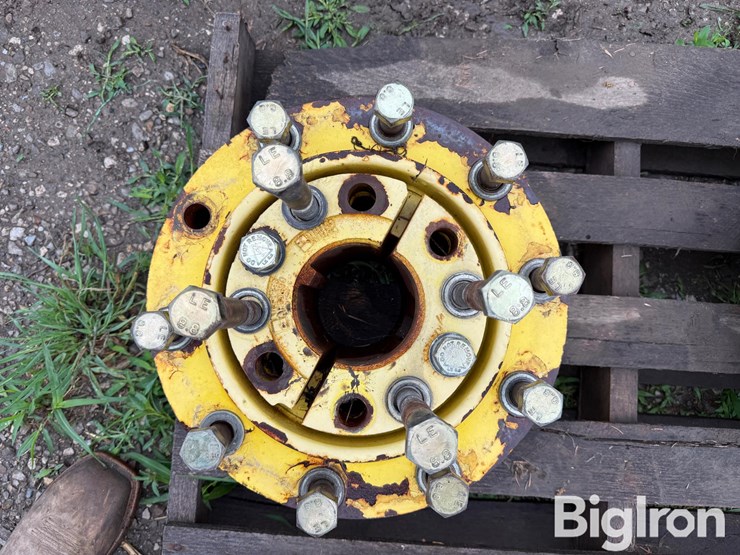 john-deere-8200-image-10