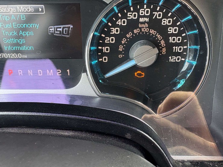 2012-ford-f150-platinum-image-28