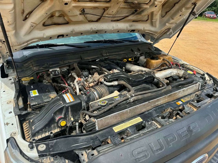 2012-ford-f350-image-13
