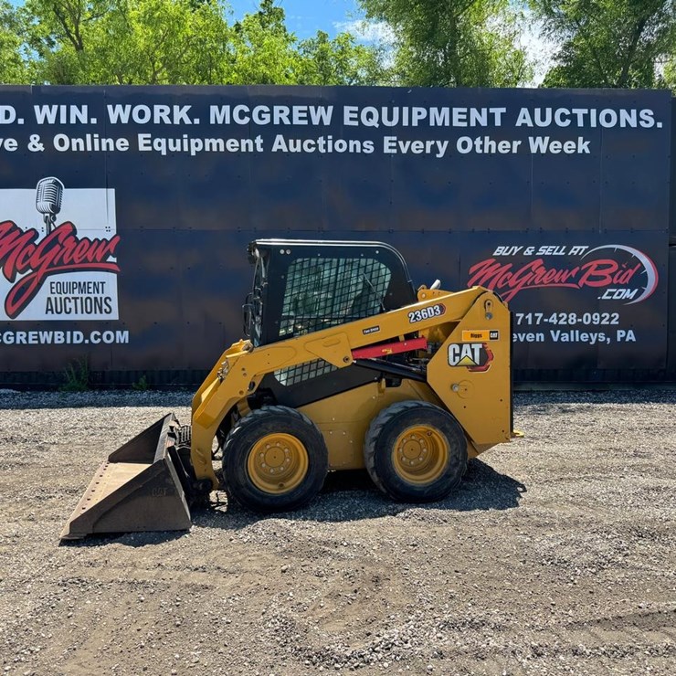 2019 CATERPILLAR 236D3