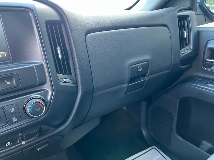 2016-chevrolet-silverado-1500-image-43