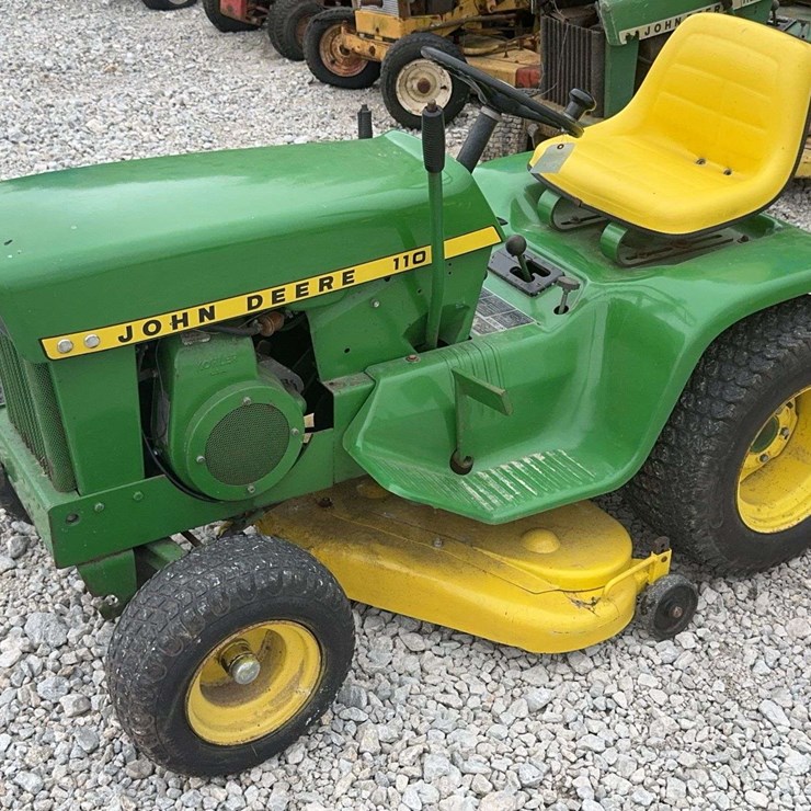 1968 JOHN DEERE 110