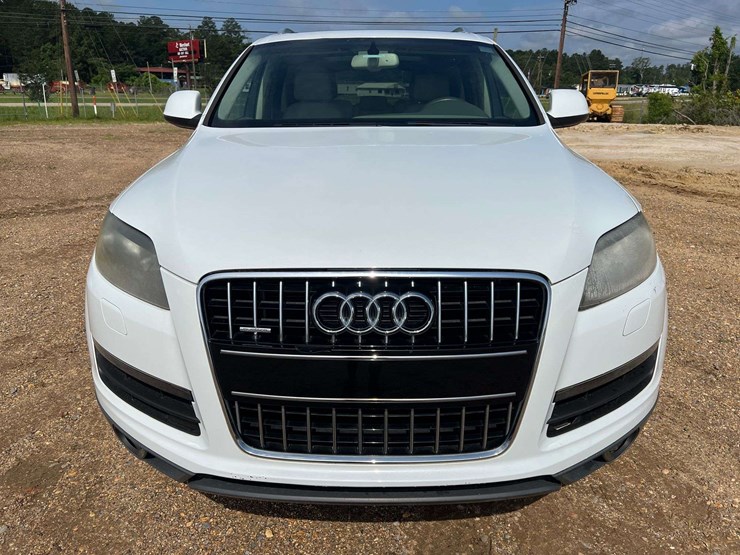 2013-audi-q7-image-5