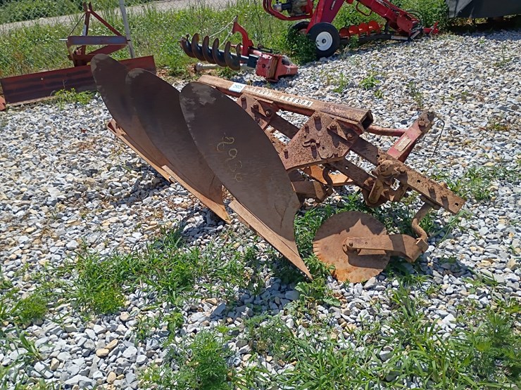 massey-ferguson-3-image-2