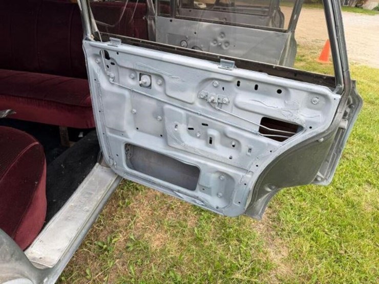 1961-mercury-limousine-1w62v542111-image-43