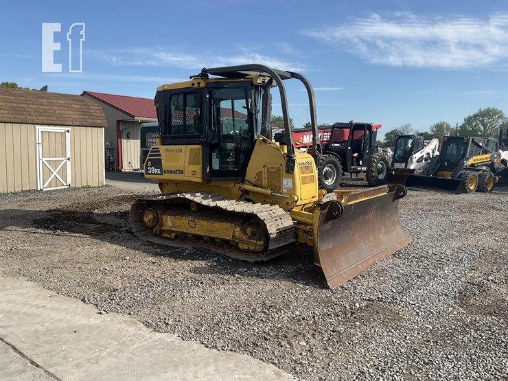 2012-komatsu-d39px-22-image-6