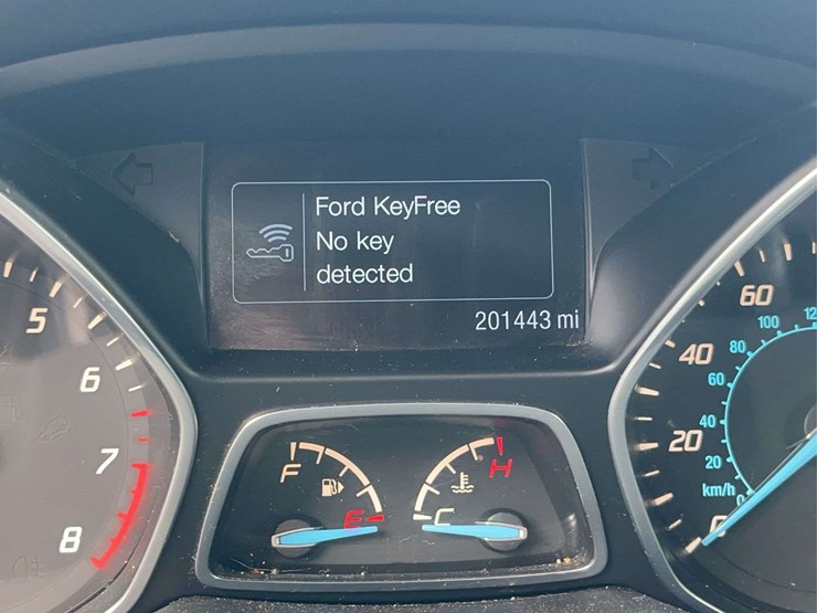2014-ford-escape-image-11