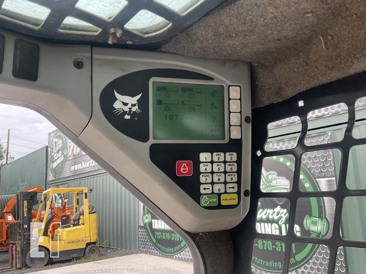 2009-bobcat-t190-image-15