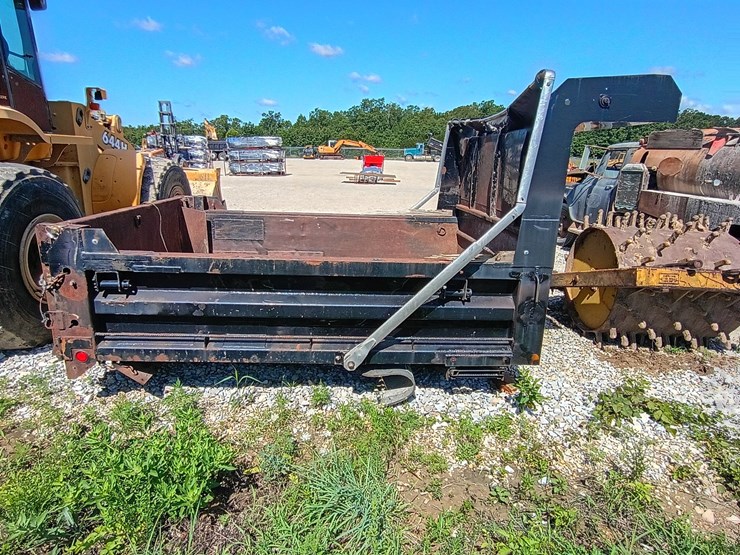 2009-warren-10-ft-image-5