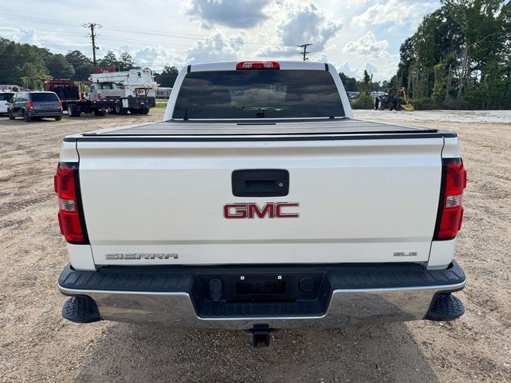 2015-gmc-sierra-1500-sle-image-6