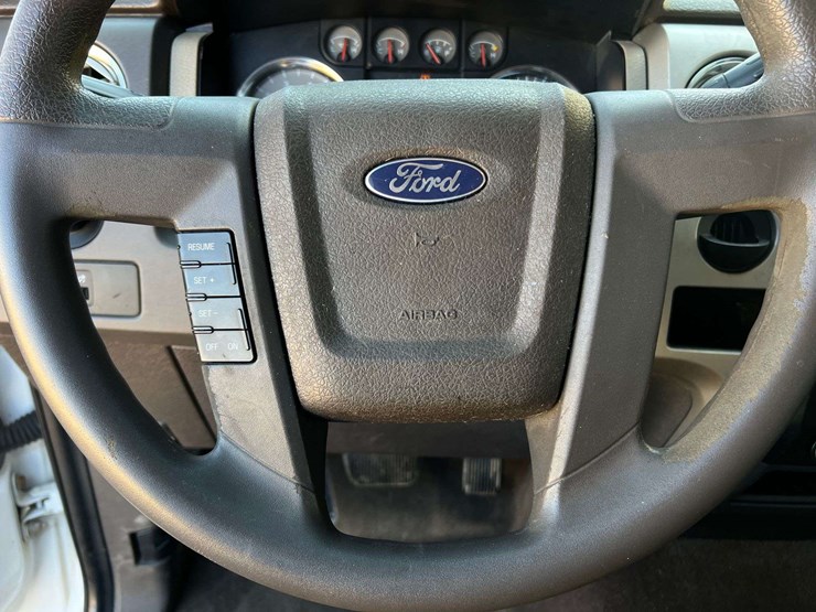 2010-ford-f150-xlt-image-31