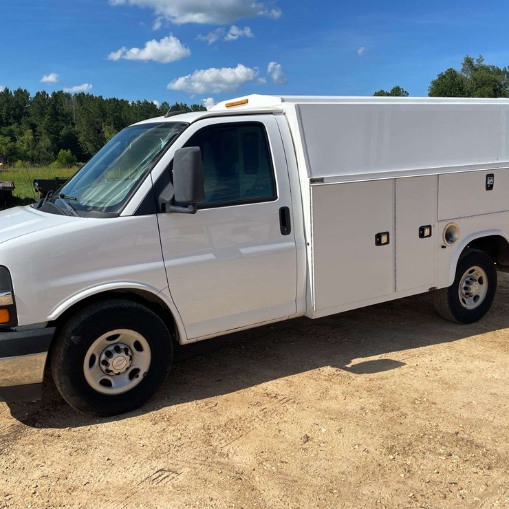 2019 CHEVROLET EXPRESS 3500
