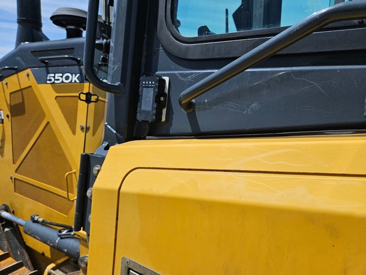 deere-550k-image-51