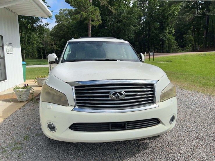 2012-infiniti-qx56-image-13