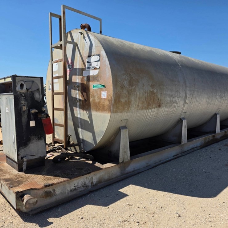 SKIDED FUEL TANK