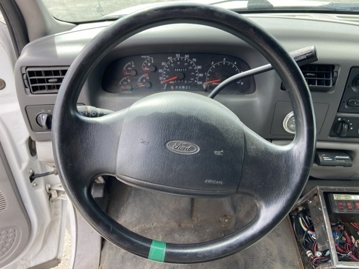 2001-ford-f350-xl-image-19
