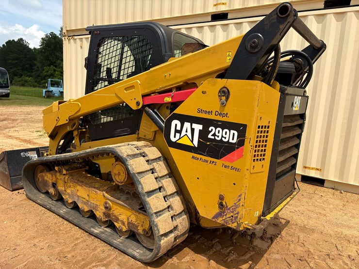 2014-caterpillar-299d-image-28