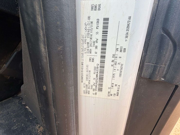 2021-ford-transit-image-28