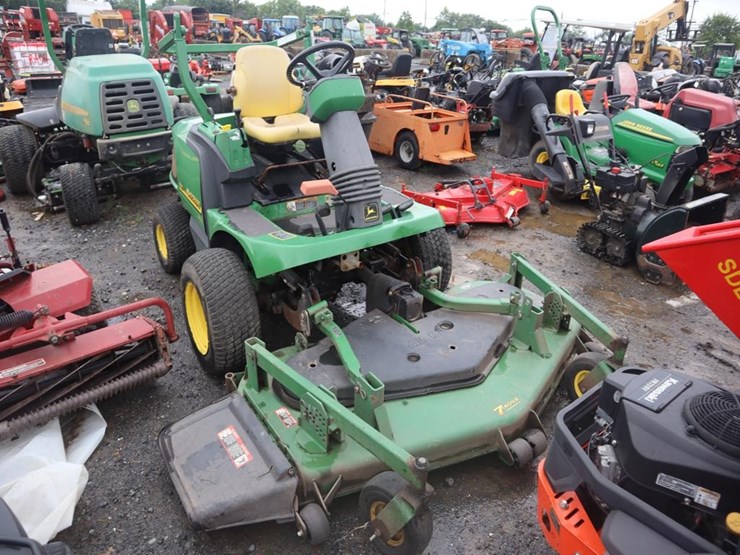 john-deere-1445-image-2
