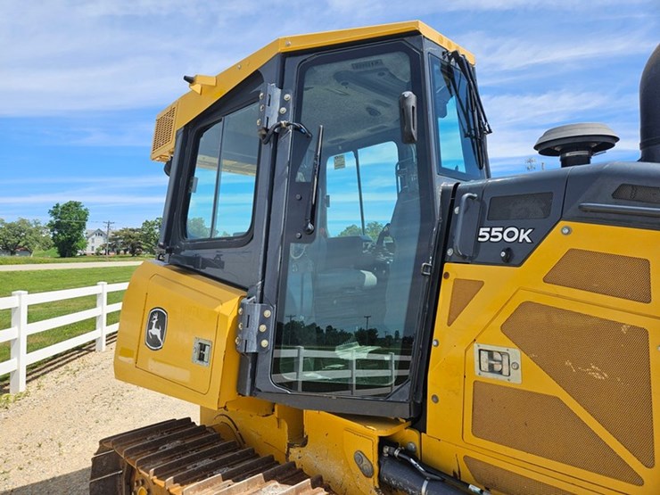 deere-550k-image-33