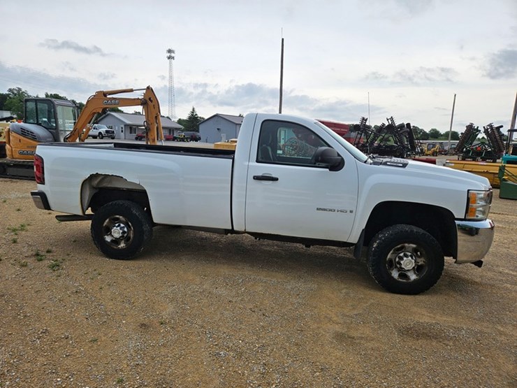 chevrolet-2500-image-6