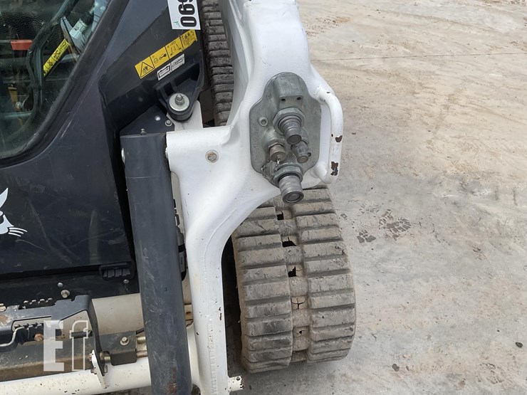 2021-bobcat-t66-image-13