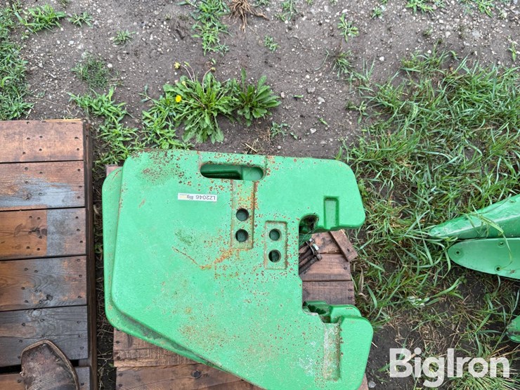 john-deere-front-suitcase-weights-image-9