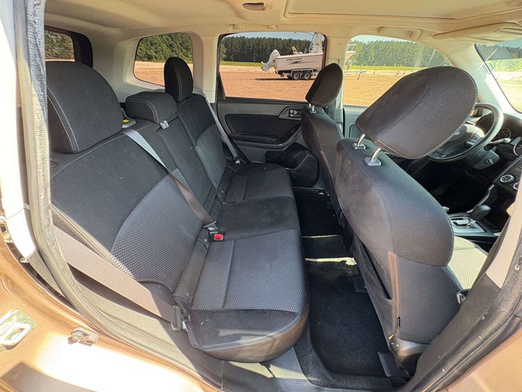 2014-subaru-forester-image-20