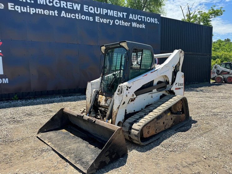 bobcat-t870-image-2