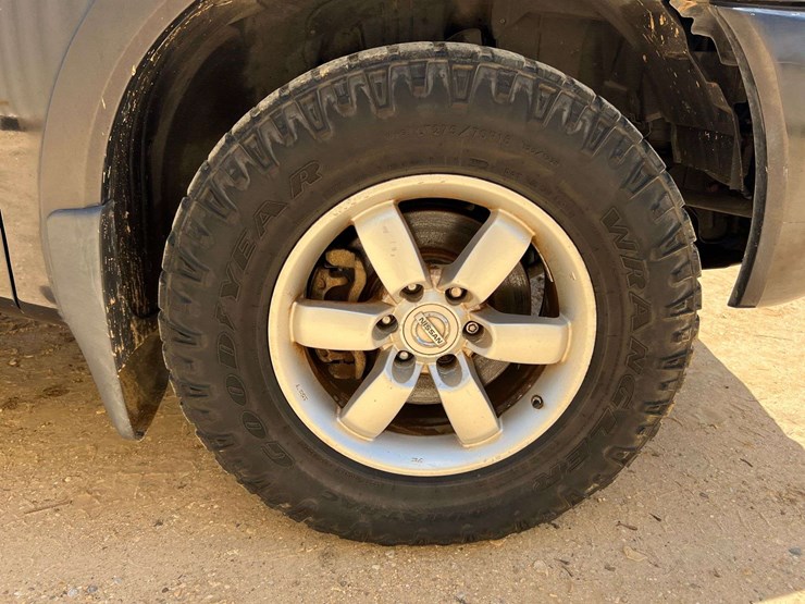 2012-nissan-titan-image-18