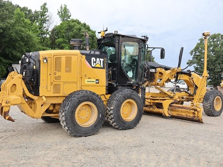 2016-caterpillar-140-image-5