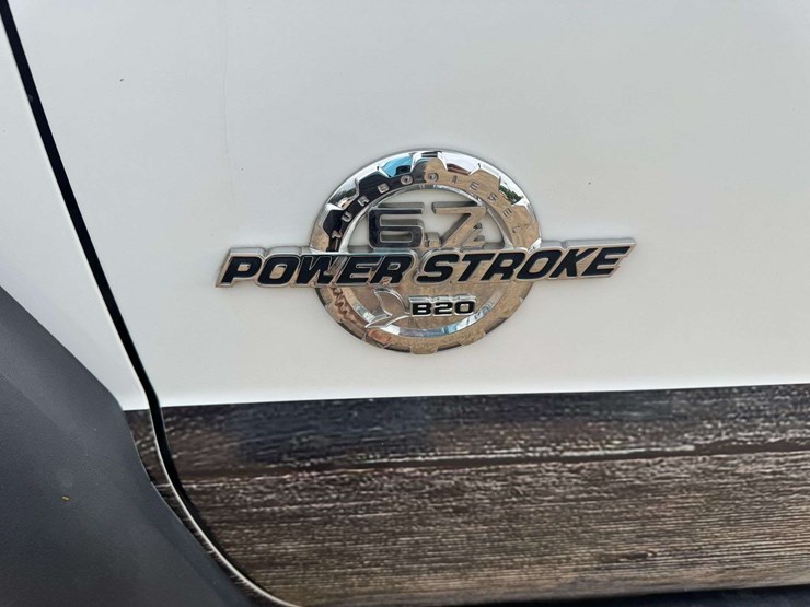 2012-ford-f550-image-31