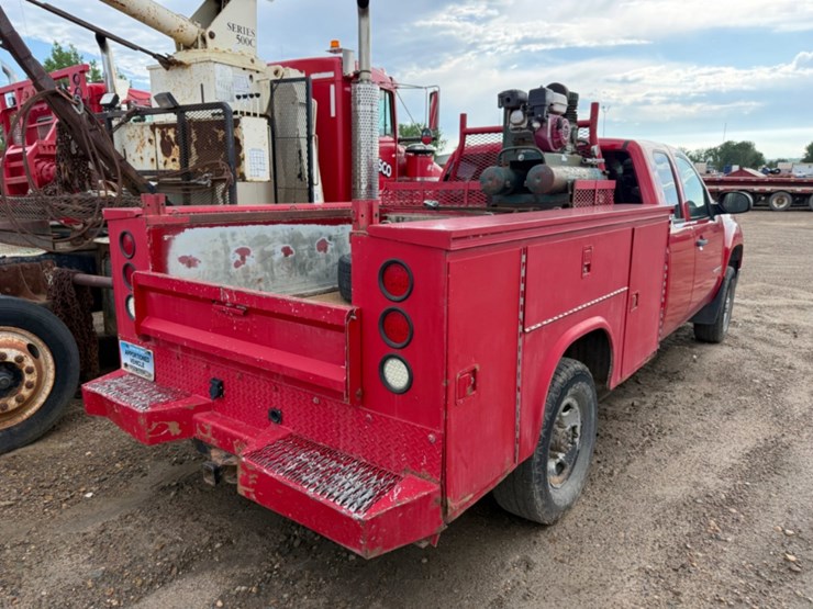 2009-gmc-sierra-3500hd-image-3