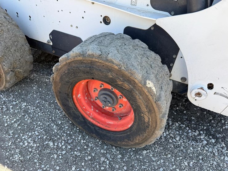 bobcat-s300-image-15