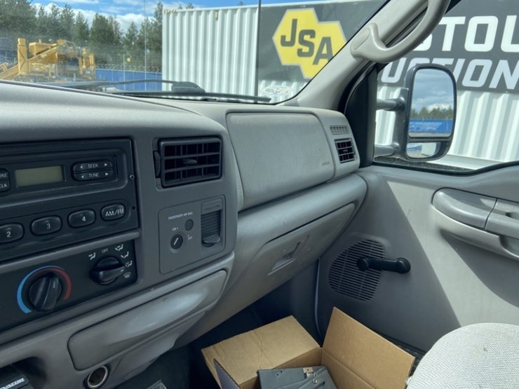 2001-ford-f350-xl-image-15