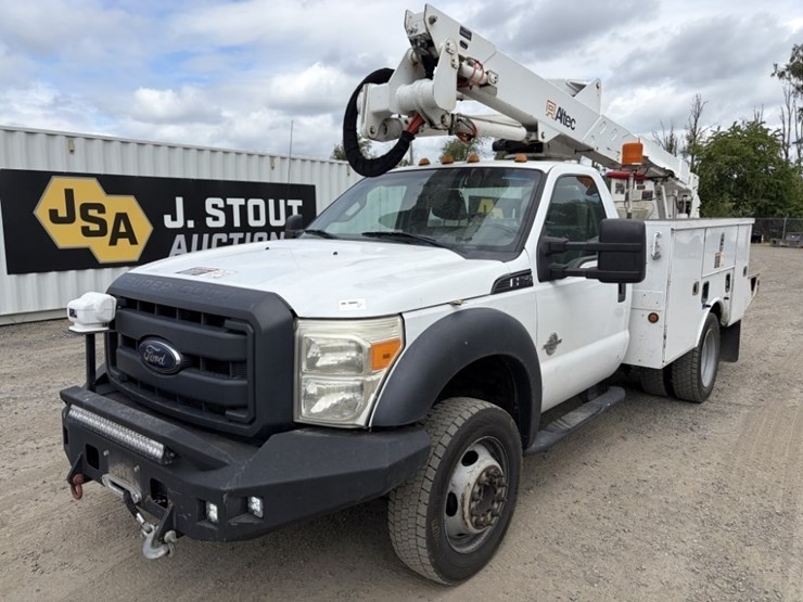 2012-ford-f550-image-1