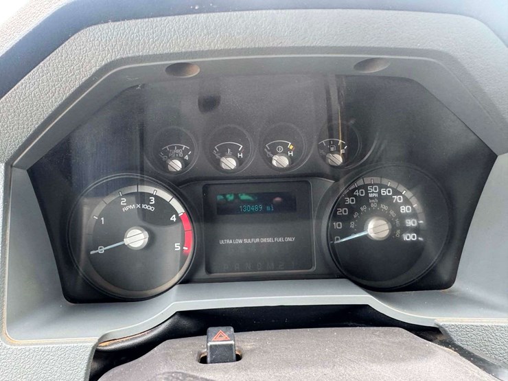 2012-ford-f350-image-23