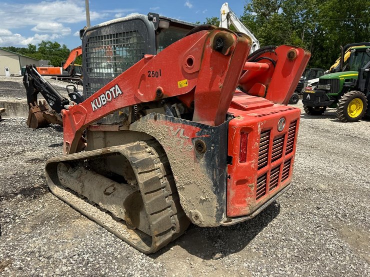 kubota-svl90-image-2