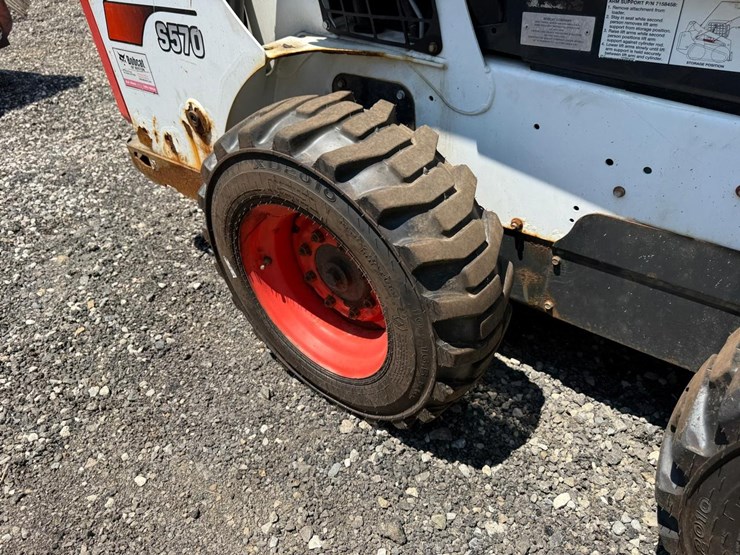 bobcat-s570-image-12
