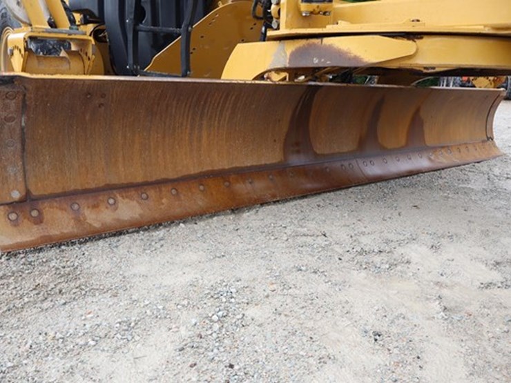 2016-caterpillar-140-image-41