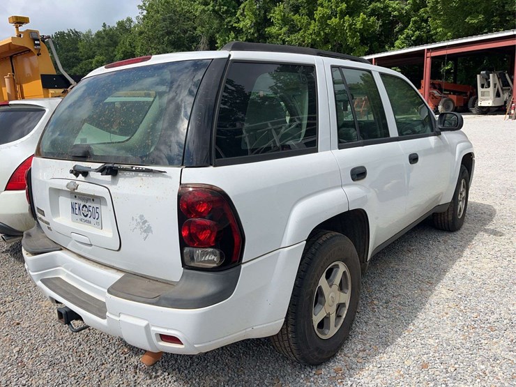 2006-chevrolet-trailblazer-image-4