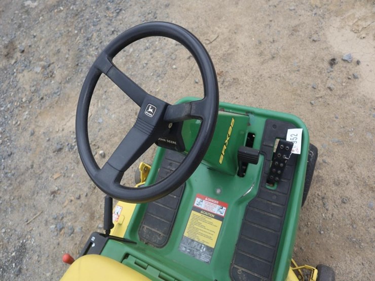 john-deere-riding-mower-image-14