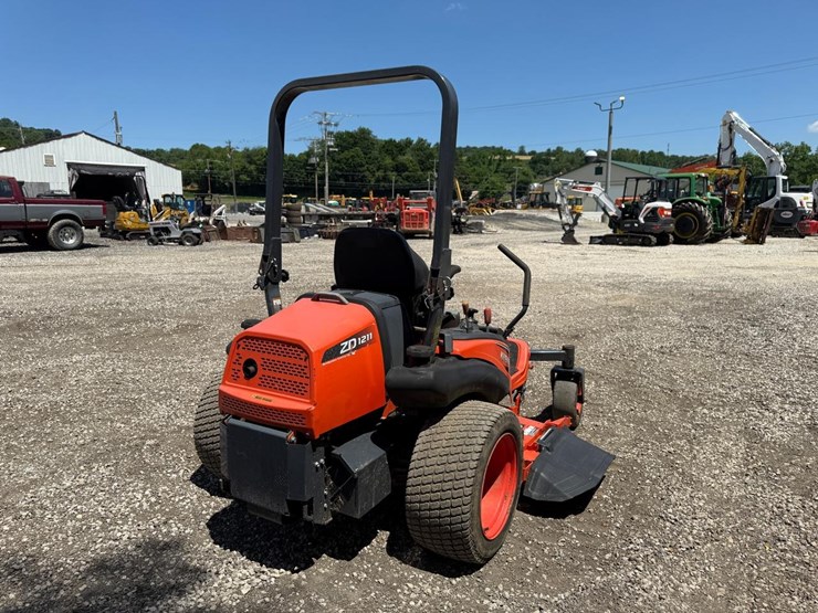 kubota-zd1211-image-4