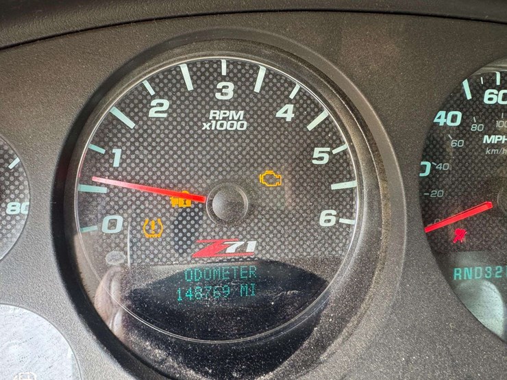 2008-chevrolet-avalanche-1500-image-28