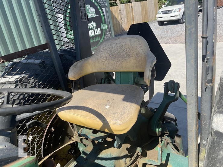 1977-john-deere-2440-image-11