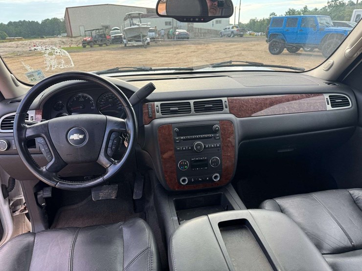2007-chevrolet-tahoe-lt-image-12