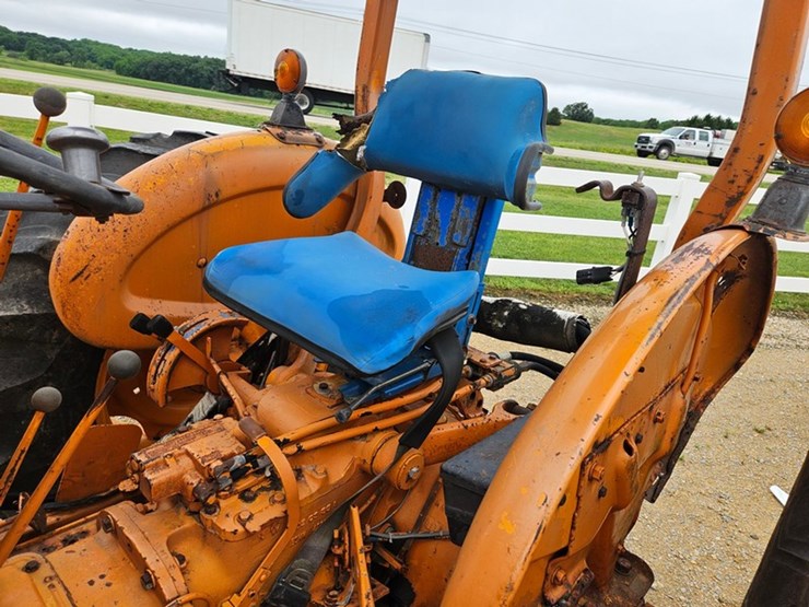 ford-4500-image-25