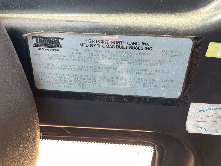 2009-freightliner-b2-image-28