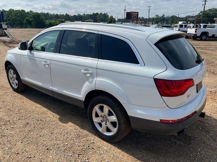 2013-audi-q7-image-2